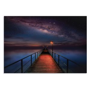 تابلو شاسی طرح اسکله و آسمان راه شیری Ocean Pier Under Milky Way Sky مدل NV0846